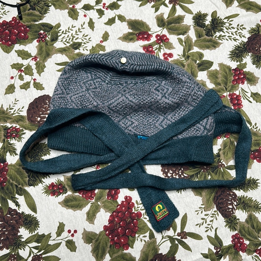 Livity outernational Hemp X Wool blend du rag style beanie pine green & grey OS